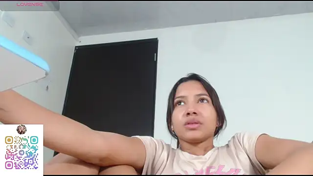 Betsy Thonson online show from 09.30.25