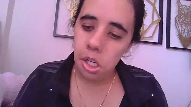 annarose19 online show from 02.14.25