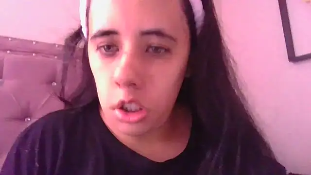 annarose19 online show from 09.13.25