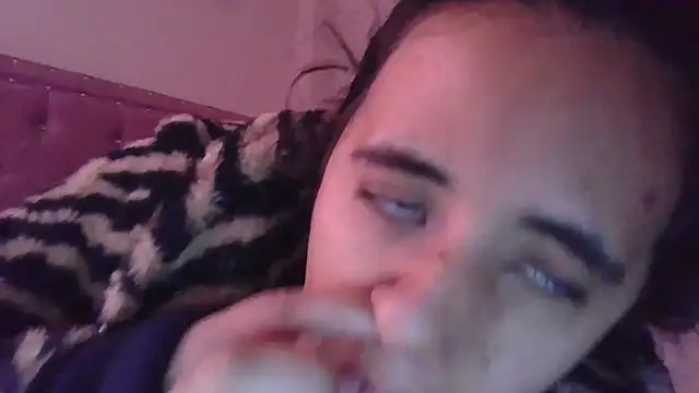 Snapshot of annarose19 chatting on 02.10.26 annarose19 online show from 02.10.26