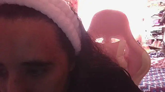 Snapshot of annarose19 chatting on 02.25.26 annarose19 online show from 02.25.26