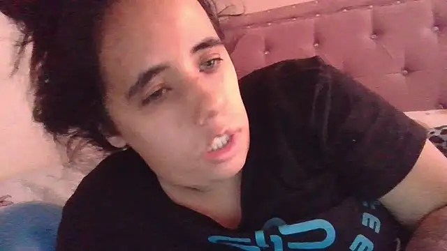 Snapshot of annarose19 chatting on 02.27.26 annarose19 online show from 02.27.26