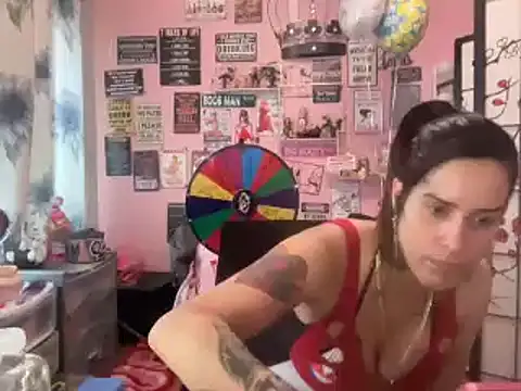 latinacubana online show from 12.28.24