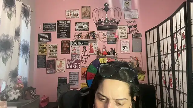 latinacubana online show from 02.17.25