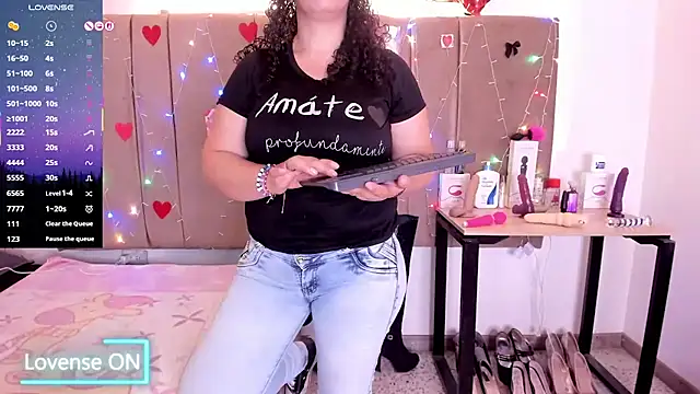 Snapshot of Zaly_mature chatting on 11.19.25 Zaly mature online show from 11.19.25