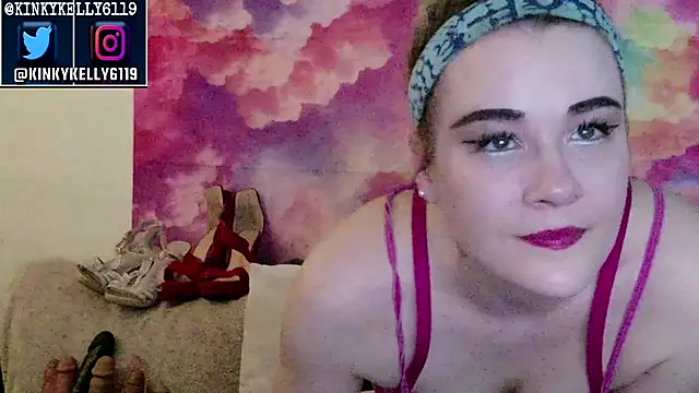 Snapshot of Kellylynn69 chatting on 11.25.25 Kellylynn69 online show from 11.25.25