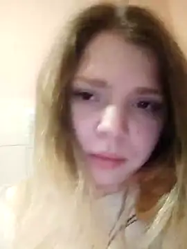 Zuli Kiska online show from 12.10.24