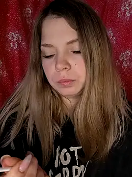 Zuli Kiska online show from 12.22.25