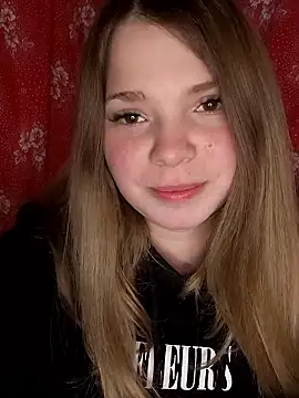 Snapshot of Zuli_Kiska chatting on 01.17.26 Zuli Kiska online show from 01.17.26