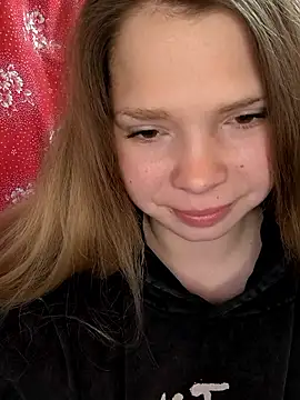 Zuli Kiska online show from 04.09.26