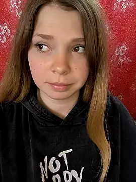 Zuli Kiska online show from 04.20.26