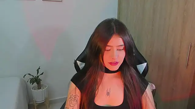 iriswest  online show from 02.11.25