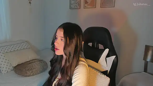 iriswest  online show from 02.19.25