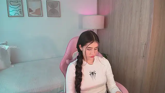 iriswest  online show from 09.11.25