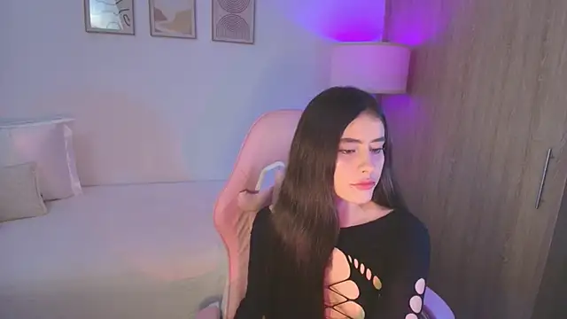 iriswest  online show from 10.07.25