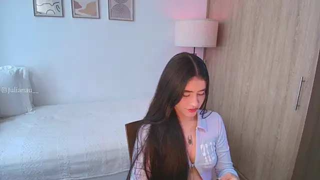 iriswest  online show from 10.19.25