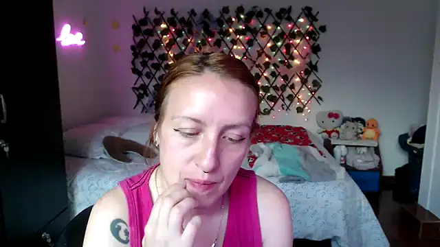 Snapshot of kittykalor09 chatting on 02.05.26 kittykalor09 online show from 02.05.26