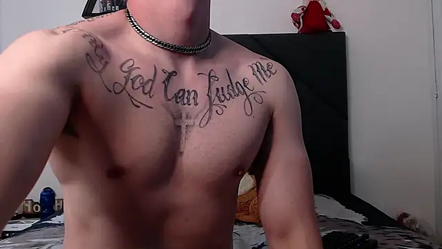 Snapshot of MathewCollin chatting on 01.21.25 MathewCollin online show from 01.21.25