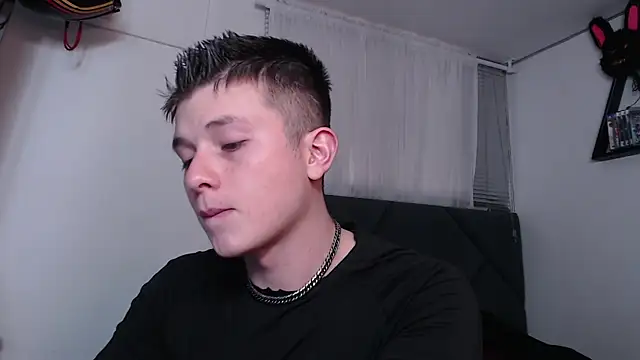 Snapshot of MathewCollin chatting on 01.09.26 MathewCollin online show from 01.09.26