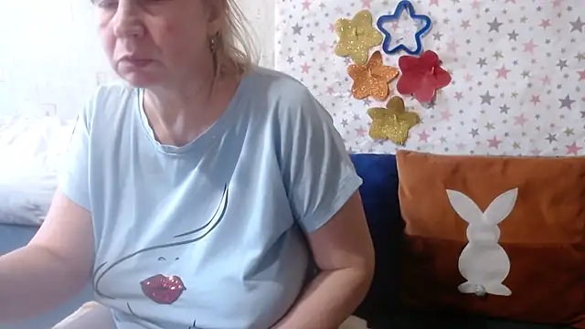 QueenLana online show from 06.07.26