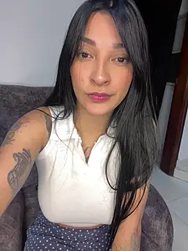 Snapshot of natalia-888 chatting on 01.05.25 natalia-888 online show from 01.05.25