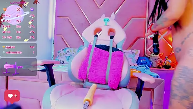 Snapshot of natalia-888 chatting on 02.21.25 natalia-888 online show from 02.21.25