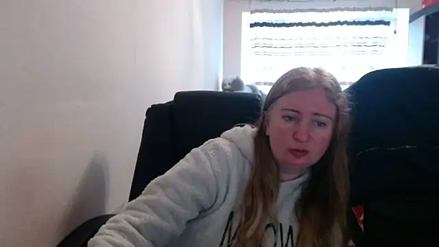 Snapshot of PeterAndJen chatting on 03.11.26 PeterAndJen online show from 03.11.26