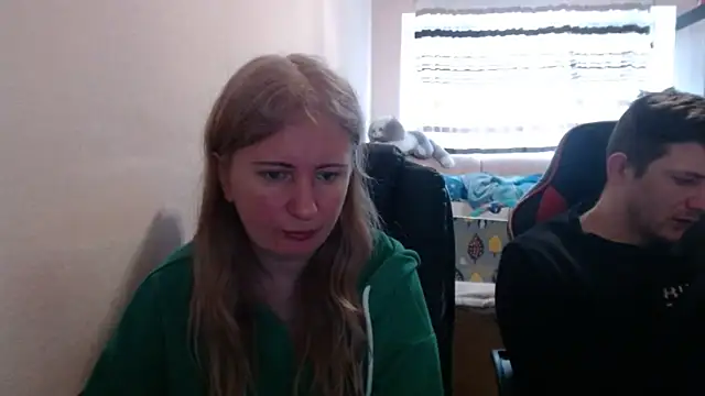 Snapshot of PeterAndJen chatting on 03.27.26 PeterAndJen online show from 03.27.26