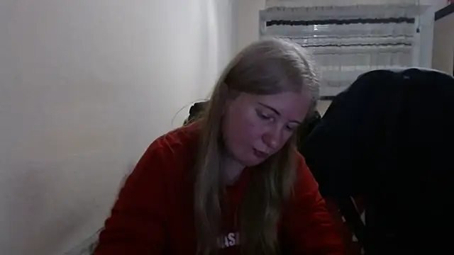 Snapshot of PeterAndJen chatting on 04.09.26 PeterAndJen online show from 04.09.26