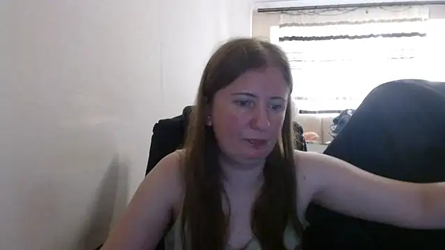 Snapshot of PeterAndJen chatting on 07.13.26 PeterAndJen online show from 07.13.26
