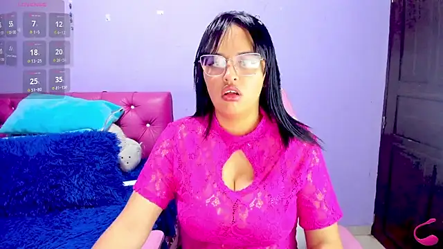 crissn0707 online show from 09.19.25