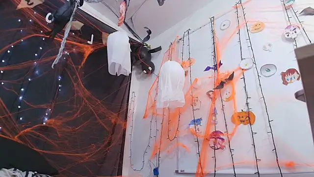 timkerbell  online show from 10.14.25