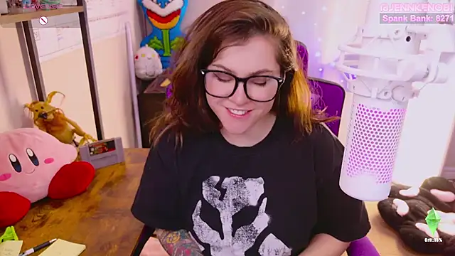 Snapshot of JennKenobi chatting on 03.11.25 JennKenobi online show from 03.11.25