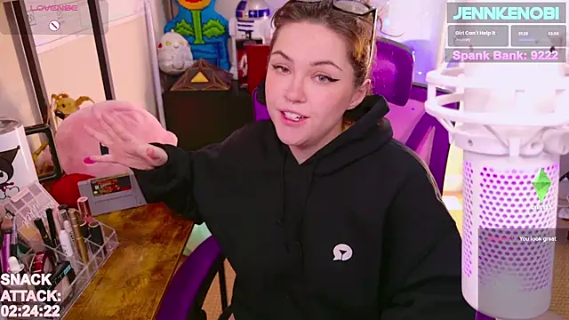 Snapshot of JennKenobi chatting on 03.18.25 JennKenobi online show from 03.18.25