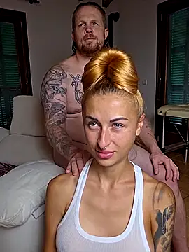 Snapshot of kylie_blck chatting on 09.25.25 kylie blck online show from 09.25.25