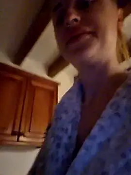 Snapshot of kylie_blck chatting on 02.26.26 kylie blck online show from 02.26.26