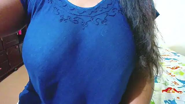 Snapshot of dayanasanz chatting on 01.01.25 dayanasanz online show from 01.01.25