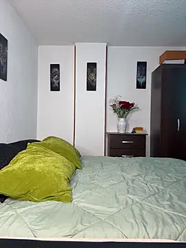 Angela isabella online show from 03.25.26