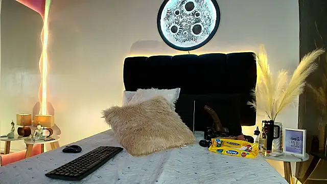 lorrayne  online show from 03.26.26