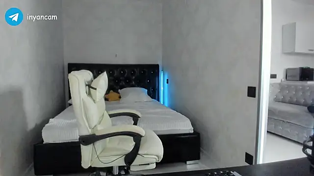  in yan online show from 03.18.25