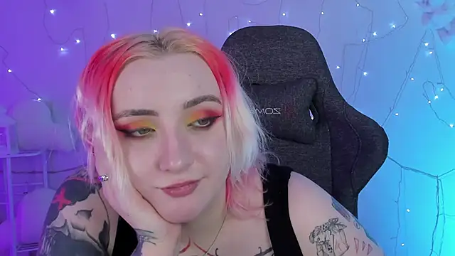 AsheLucker online show from 02.06.25