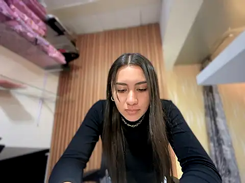 Snapshot of Ambar_pe_ chatting on 09.11.25 Ambar pe online show from 09.11.25