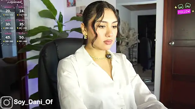 Snapshot of Ambar_pe_ chatting on 09.21.25 Ambar pe online show from 09.21.25