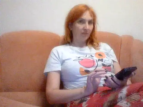 MssAngela online show from 11.26.25