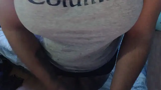 Hilarybunnyy online show from 12.02.24