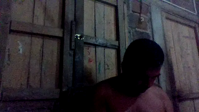 Snapshot of axomen chatting on 04.07.26 axomen online show from 04.07.26