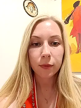 Snapshot of Prettierkate chatting on 02.15.25 Prettierkate online show from 02.15.25