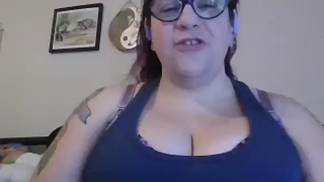 GothyBaby online show from 01.21.25