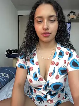 Lucy Marin online show from 01.25.25