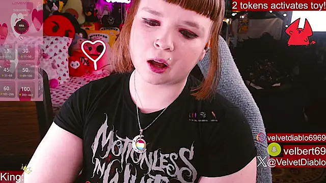 Snapshot of VelvetDiablo chatting on 02.18.26 VelvetDiablo online show from 02.18.26